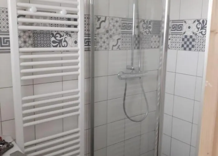 Semesterbostad Maison Proche Centre-ville Et Baignade